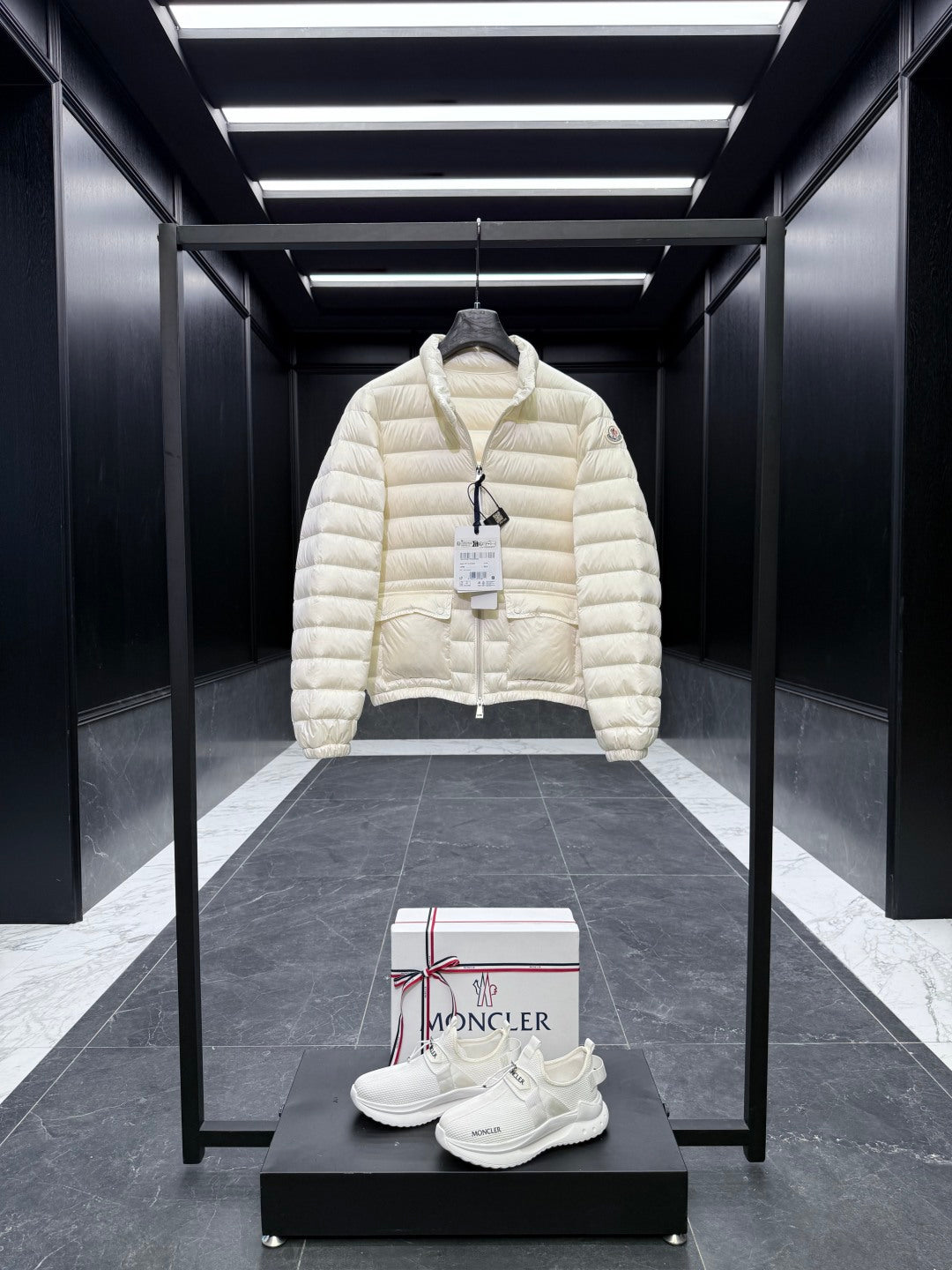 MONCLER 25S JACKET 025