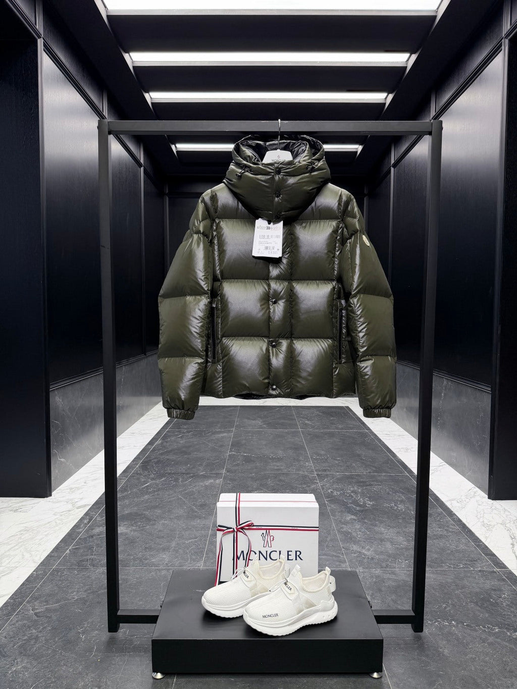 MONCLER 25S PREMIUM DOWN JACKET 244
