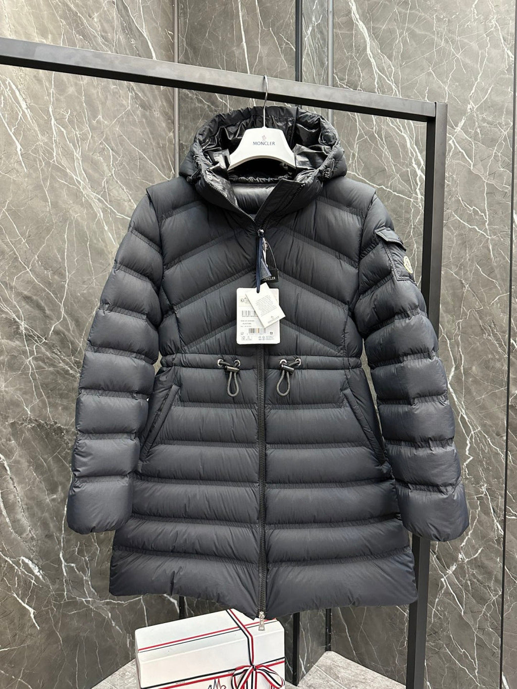 MONCLER 25S PREMIUM DOWN COAT 476
