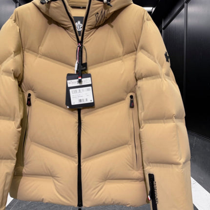 MONCLER 25S DOWN JACKET 426