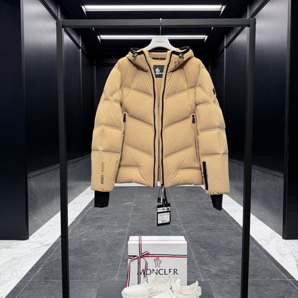 MONCLER 25S DOWN JACKET 426