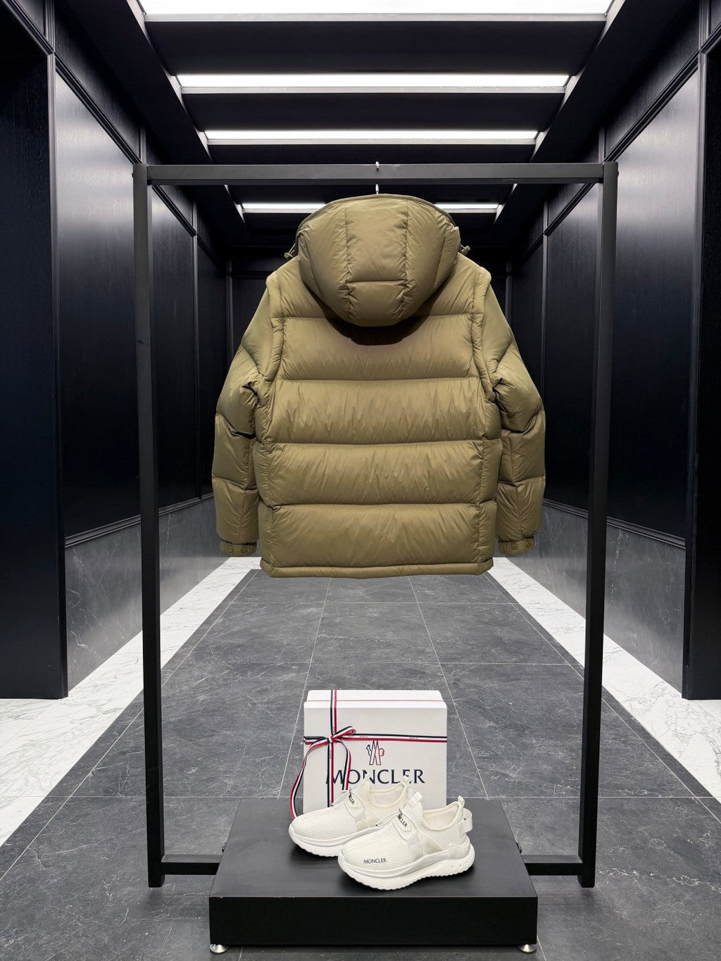 MONCLER 25S PREMIUM DOWN JACKET 410