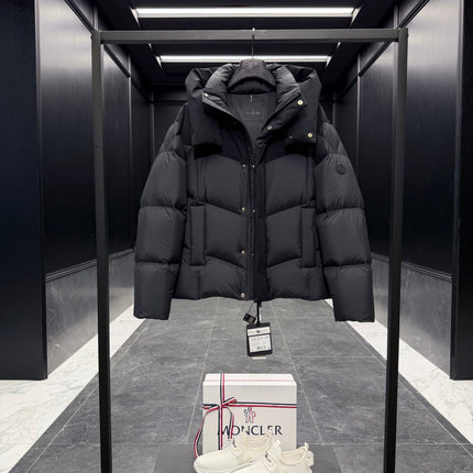 MONCLER 25S DOWN JACKET 359