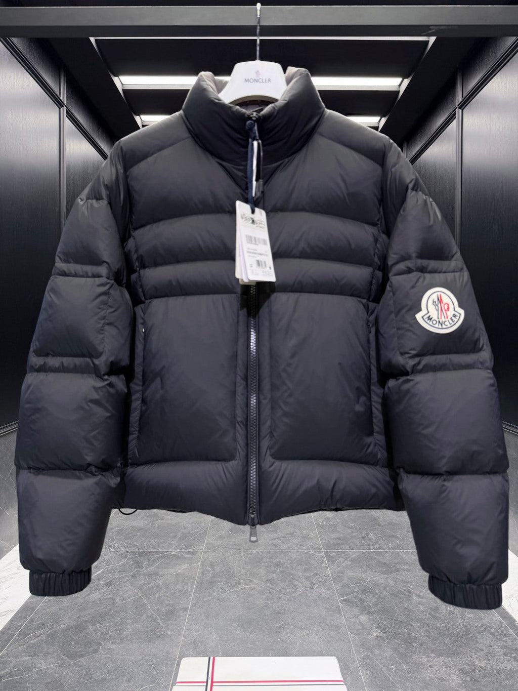 MONCLER 25S LUXURY DOWN JACKET 284