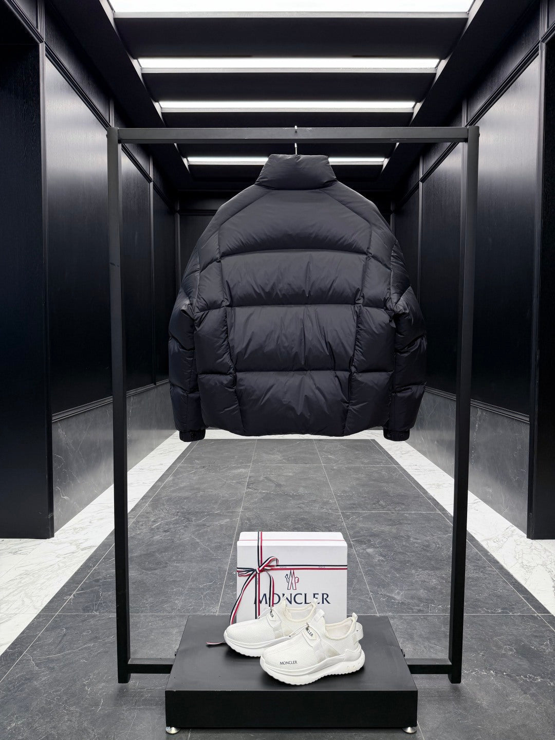 MONCLER 25S LUXURY DOWN JACKET 284