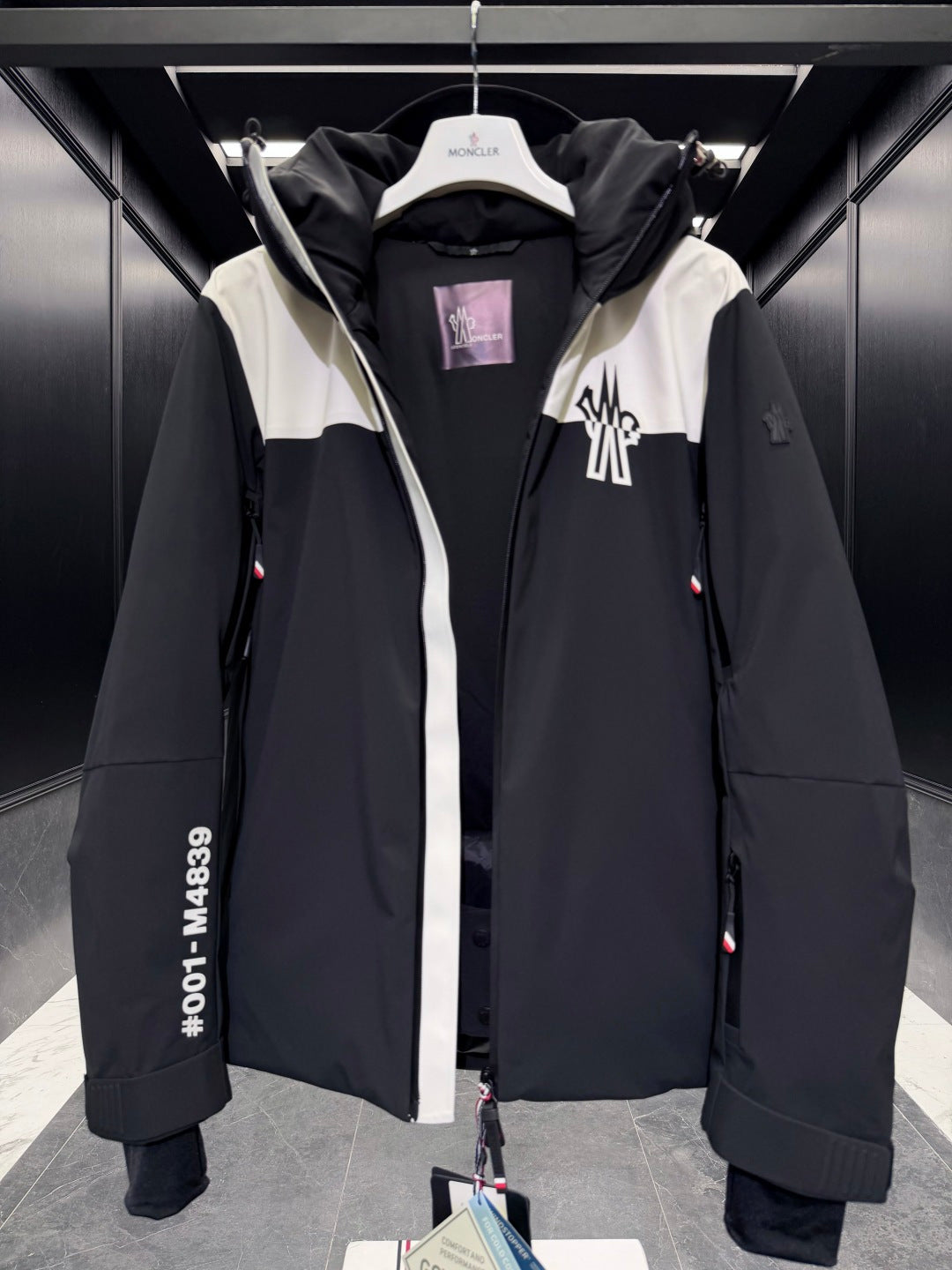 MONCLER 25S LUXURY DOWN JACKET 276