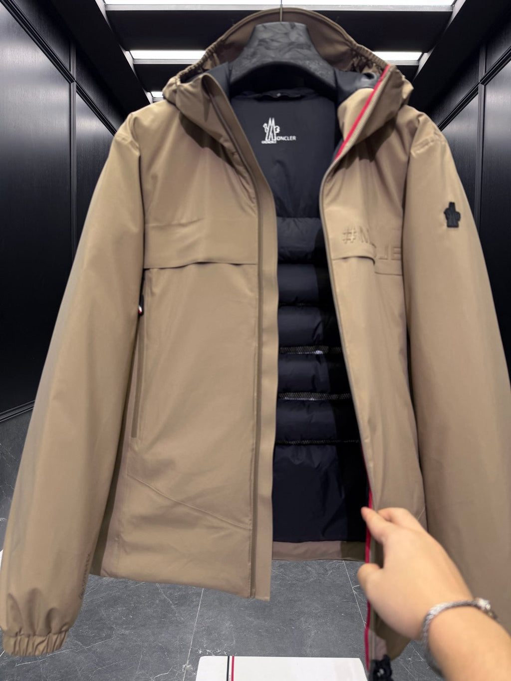 MONCLER 25S HOODED SKI JACKET 383