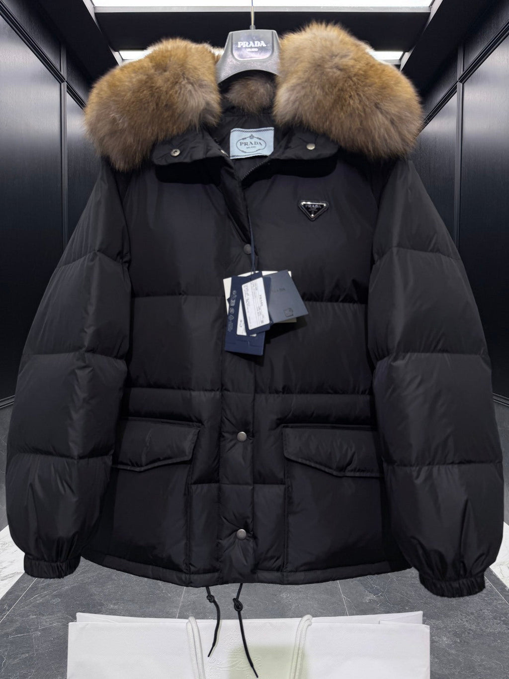 PRADA 26S PREMIUM DOWN JACKET 663