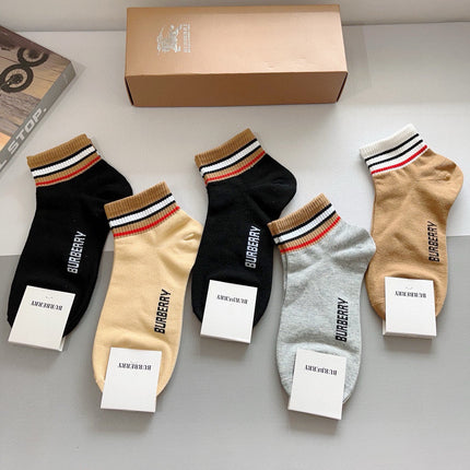 BURBERRY 26S ANKLE SOCKS 557606 (1 BOX)