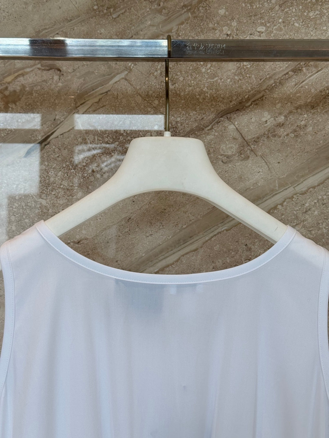 LOEWE 26S SLEEVELESS DRESS 411