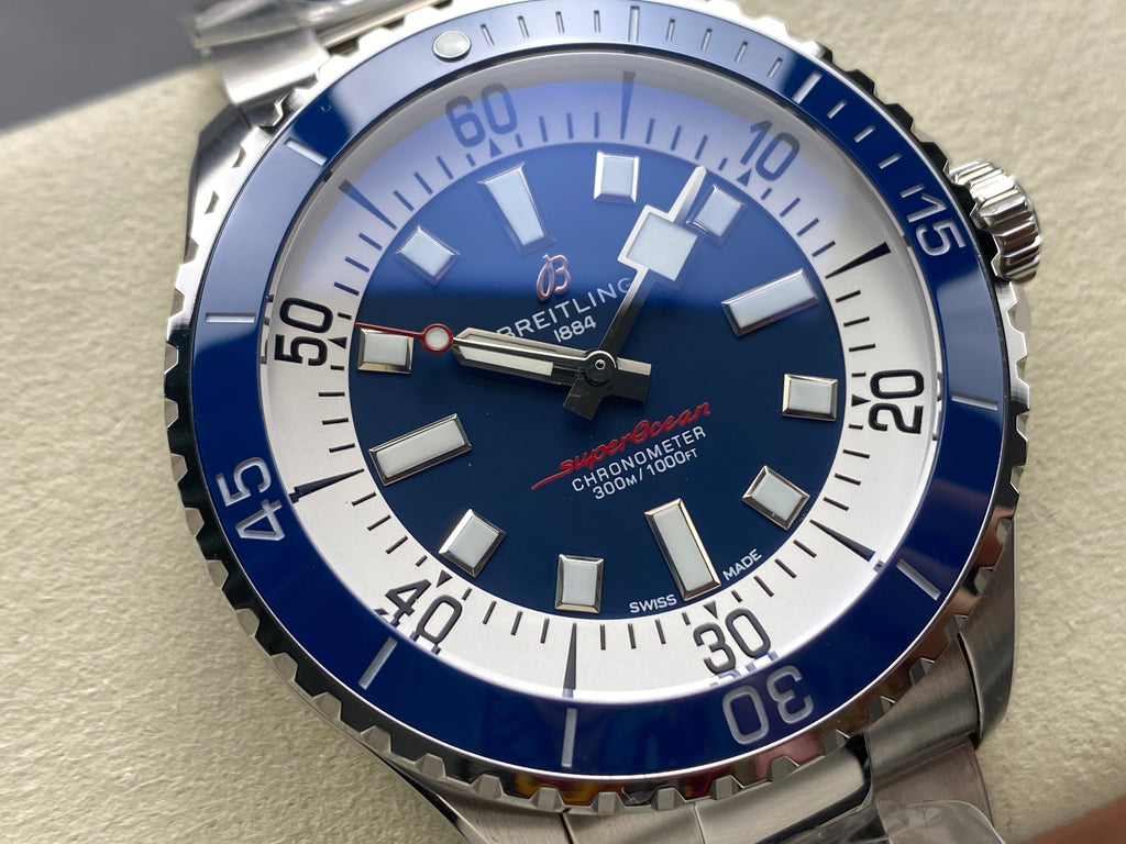 SUPEROCEAN AUTOMATIC 44 STEEL CASE BLUE AND WHITE DIAL