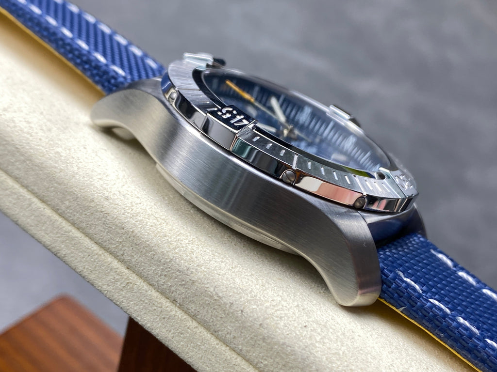 AVENGER CHRONOGRAPH STEEL CASE NAVY BLUE NYLON STRAP