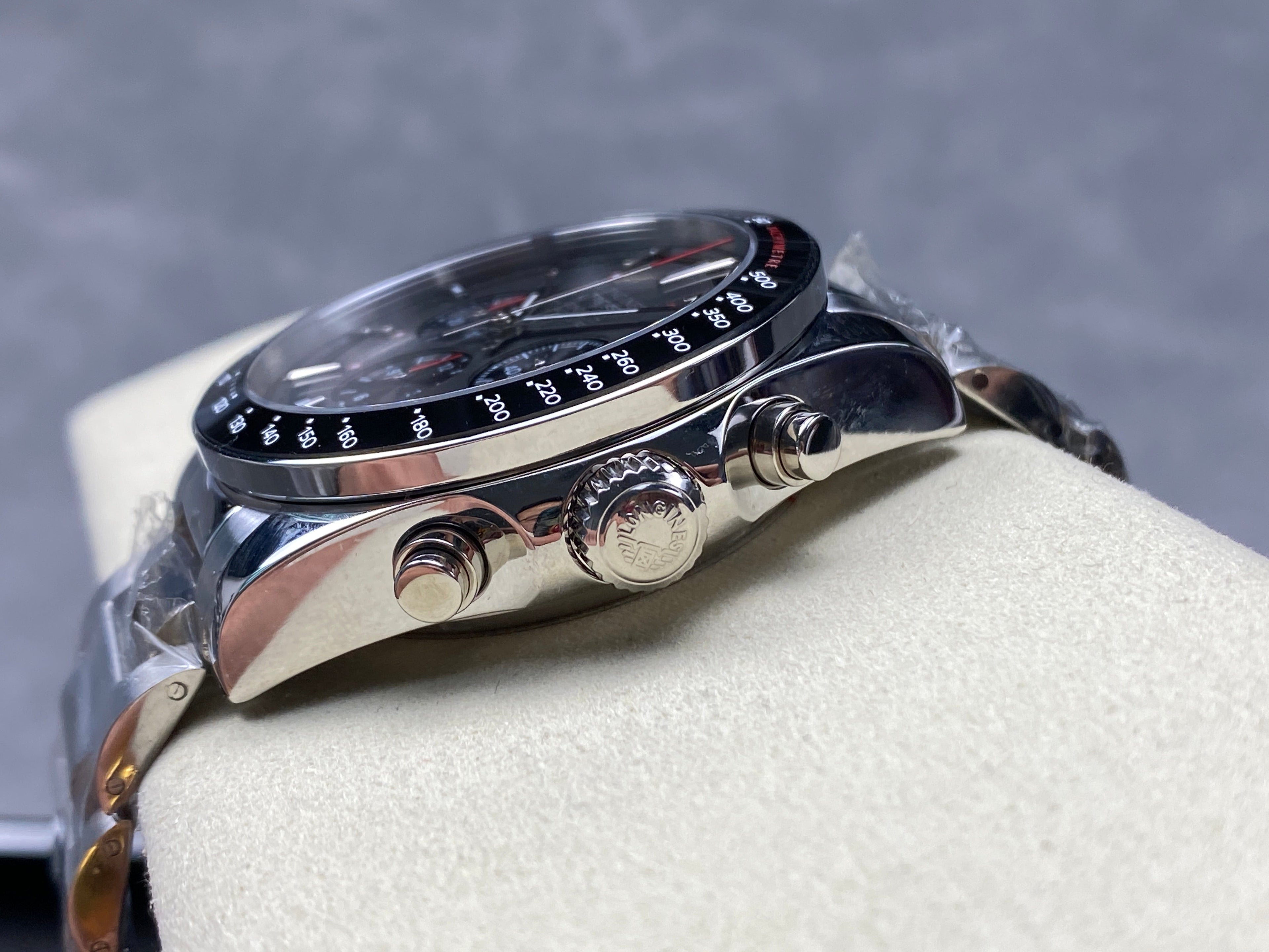 CONQUEST CHRONOGRAPH 42 MM SILVER CASE WITH FULL BLACK DIAL