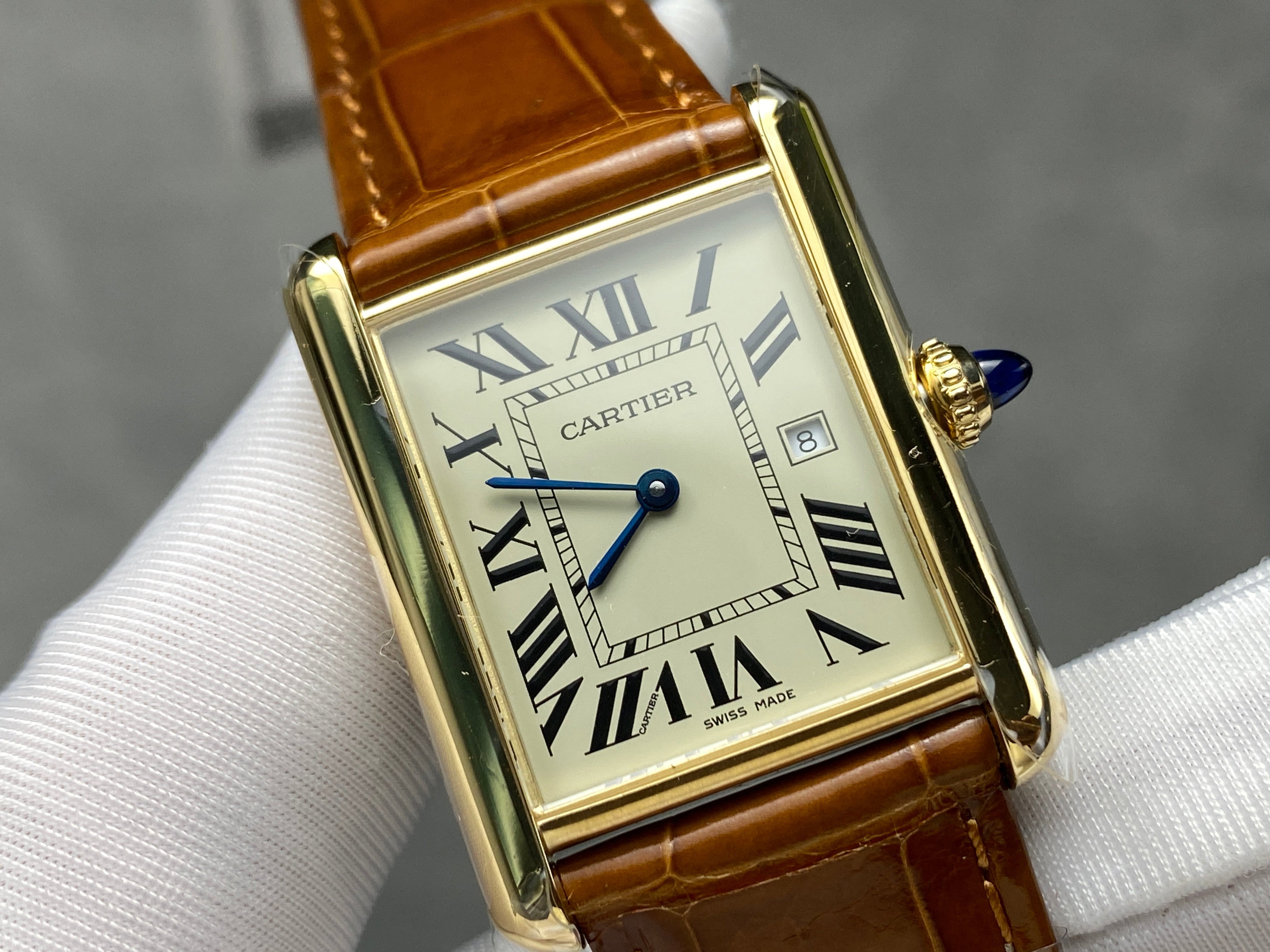 TANK LOUIS CARTIER WATCH GOLD CASE AND LEATHER STRAP