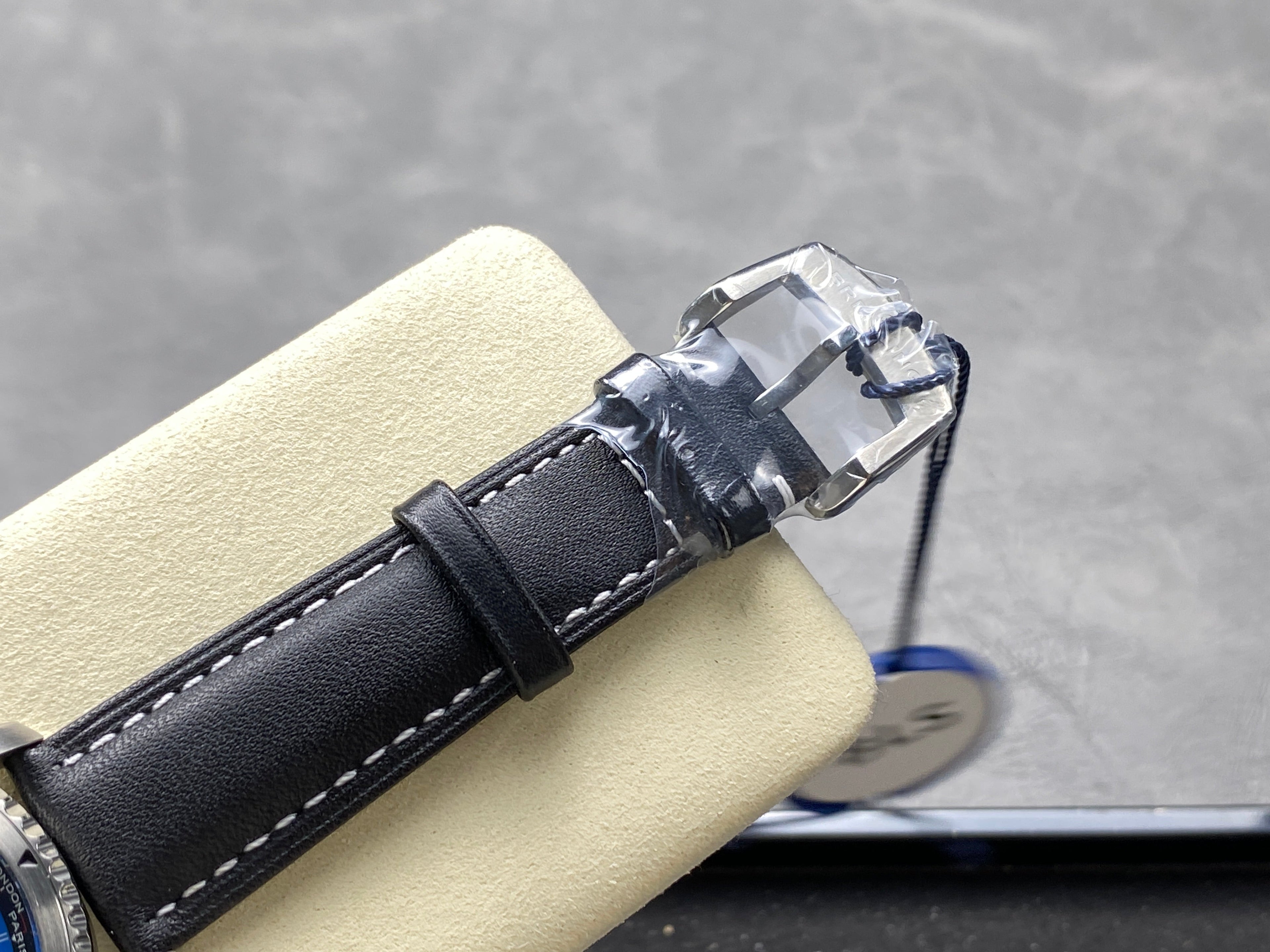AVIATOR 8 AUTOMATIC STEEL CASE BLACK MIX BLUE DIAL BLACK CALFSKIN STRAP