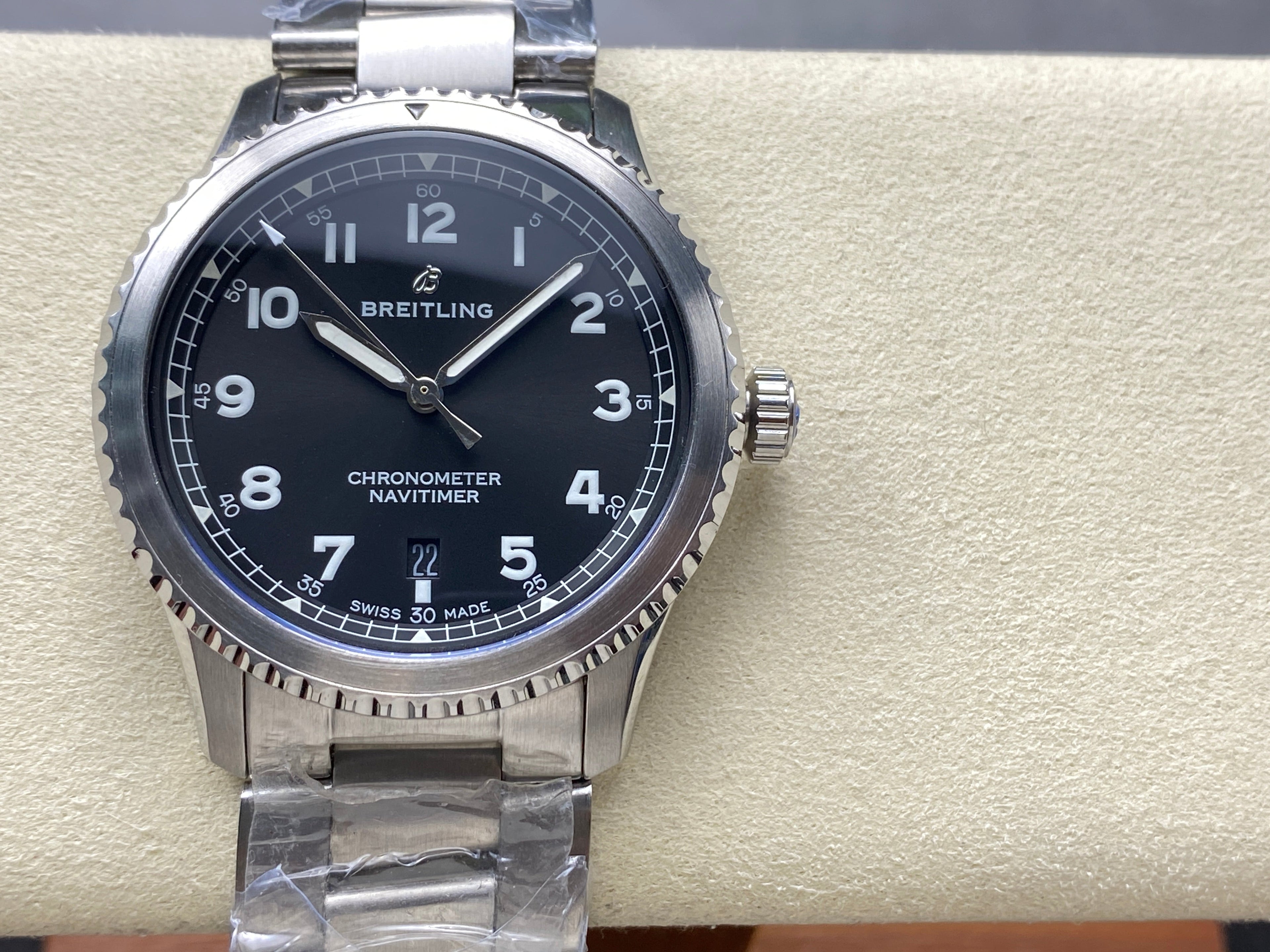 AVIATOR 8 AUTOMATIC ALL STEEL BLACK DIAL