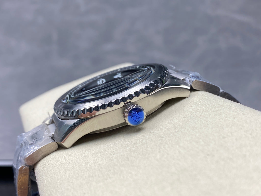 AVIATOR 8 AUTOMATIC ALL STEEL BLACK DIAL