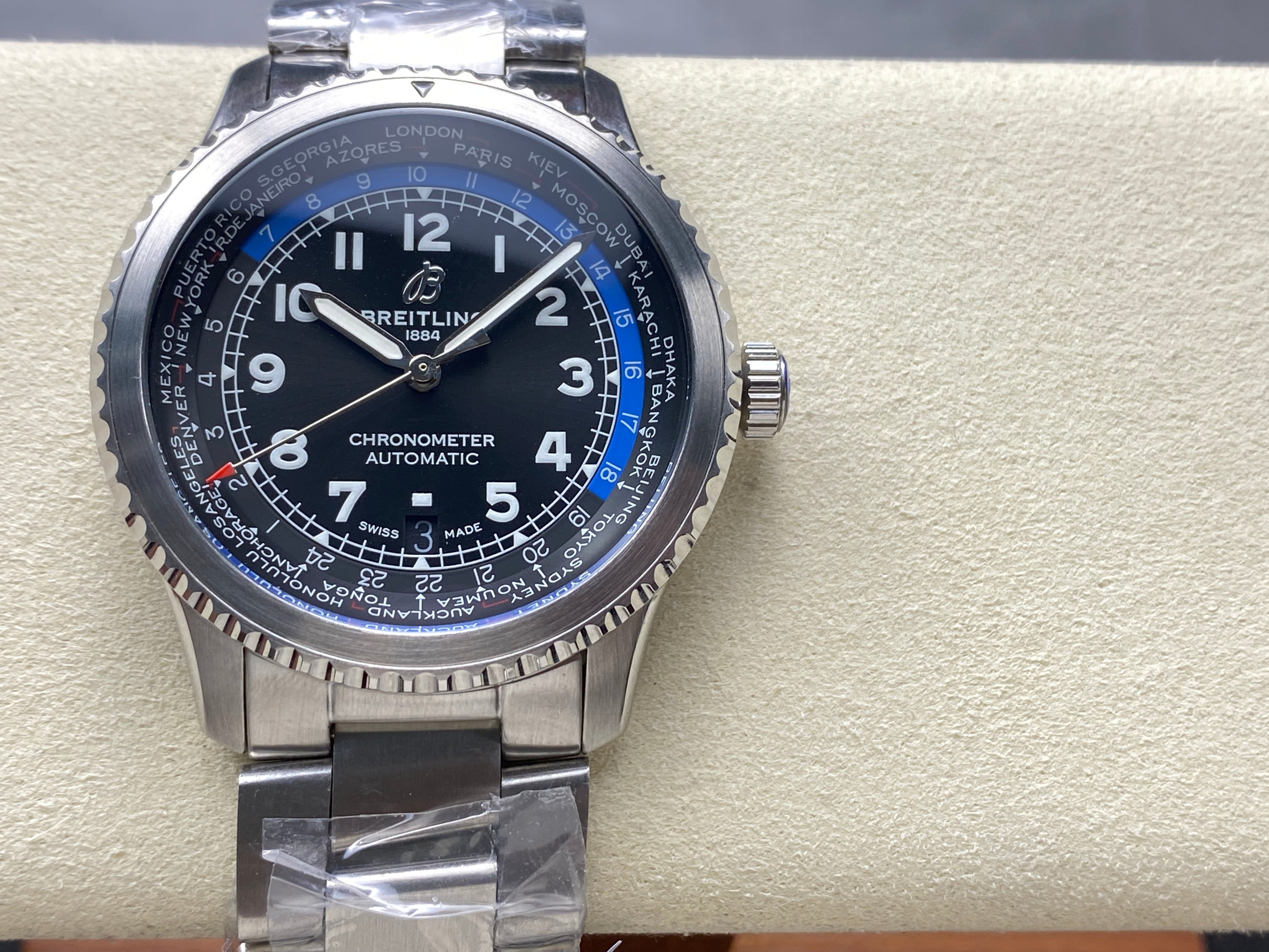 AVIATOR 8 AUTOMATIC ALL STEEL BLACK MIX BLUE DIAL