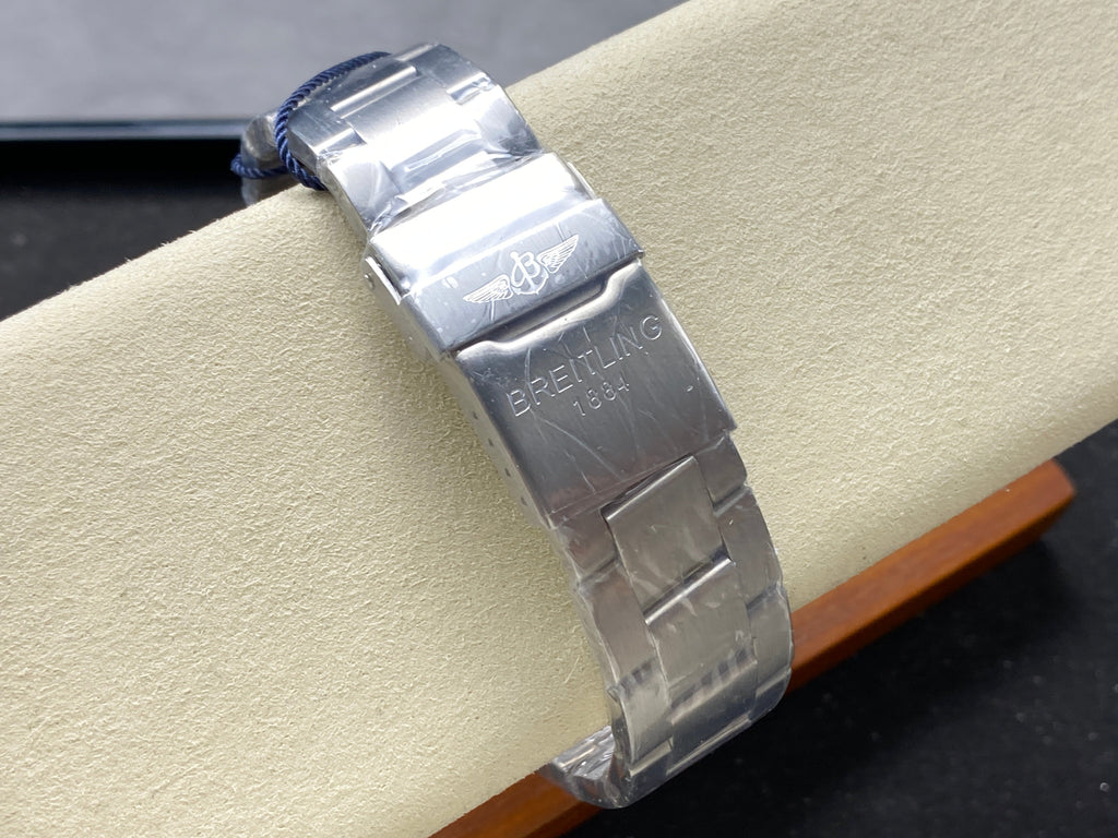 AVIATOR 8 AUTOMATIC ALL STEEL BLUE DIAL