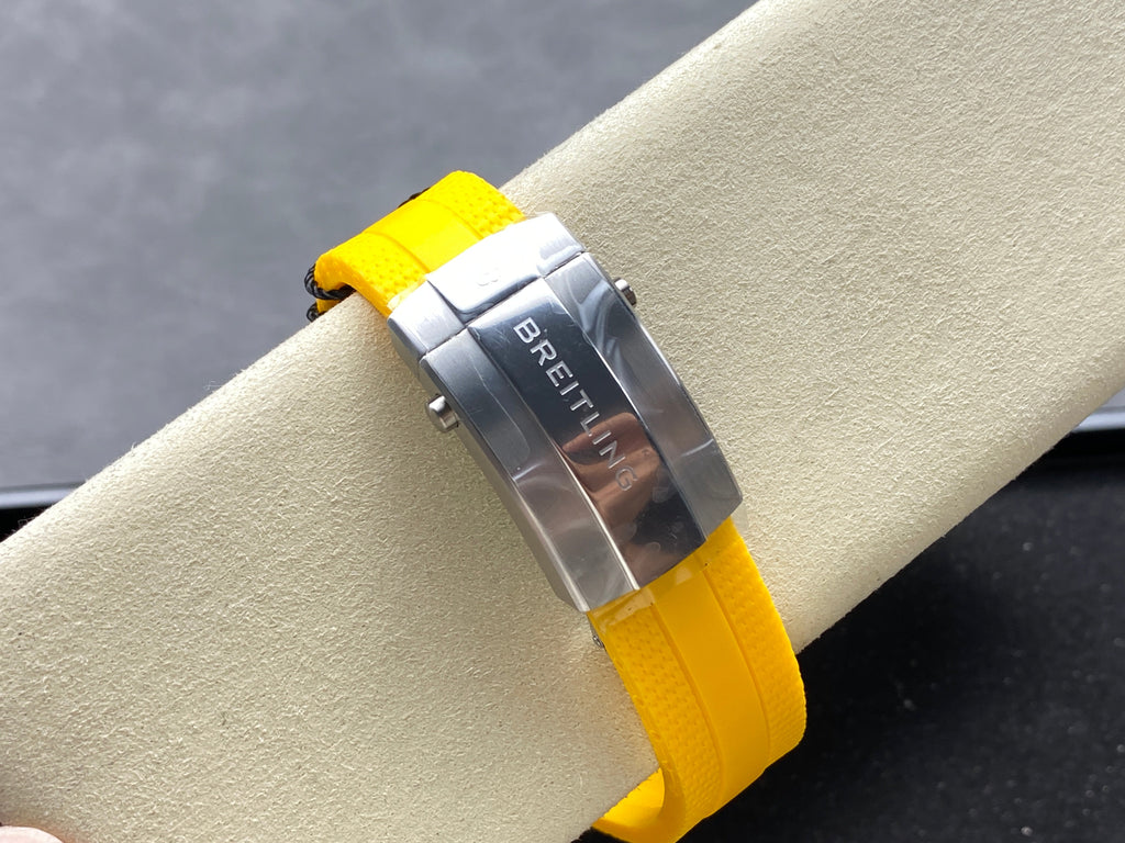 SUPEROCEAN 44 STEEL CASE YELLOW RUBBER STRAP