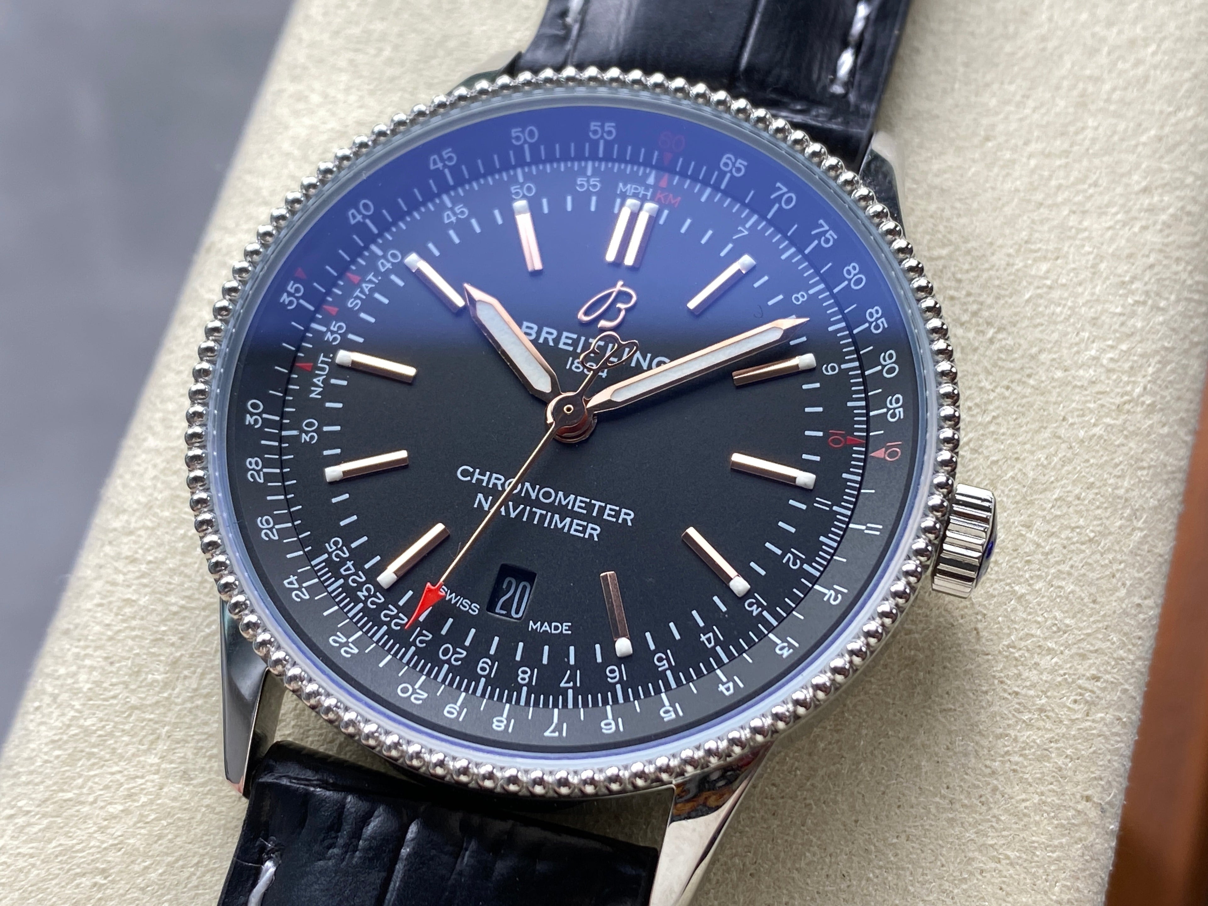 NAVITIMER AUTOMATIC 41 STEEL CASE BLACK DIAL