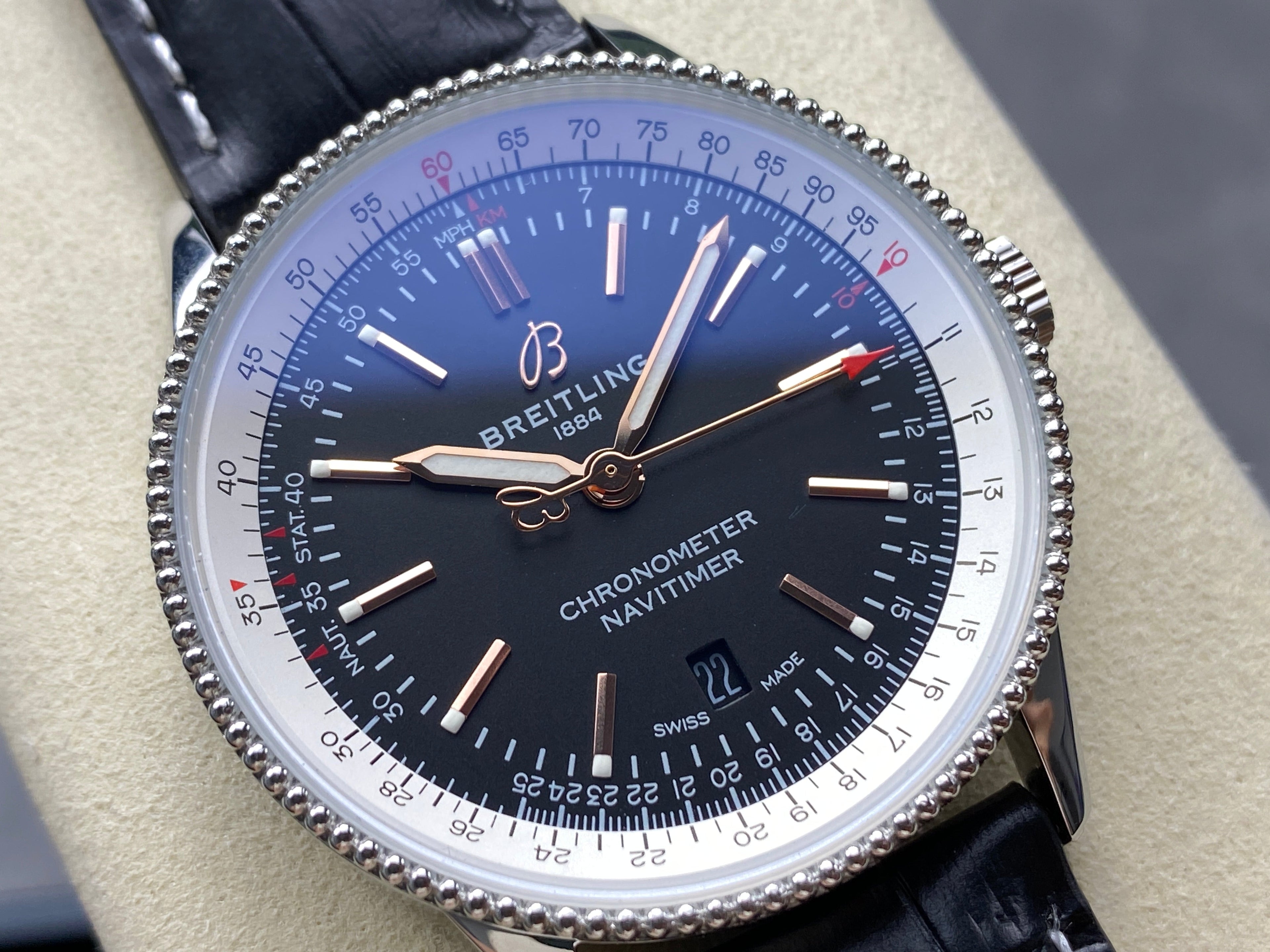NAVITIMER AUTOMATIC 41 STEEL CASE BLACK ALLIGATOR LEATHER STRAP