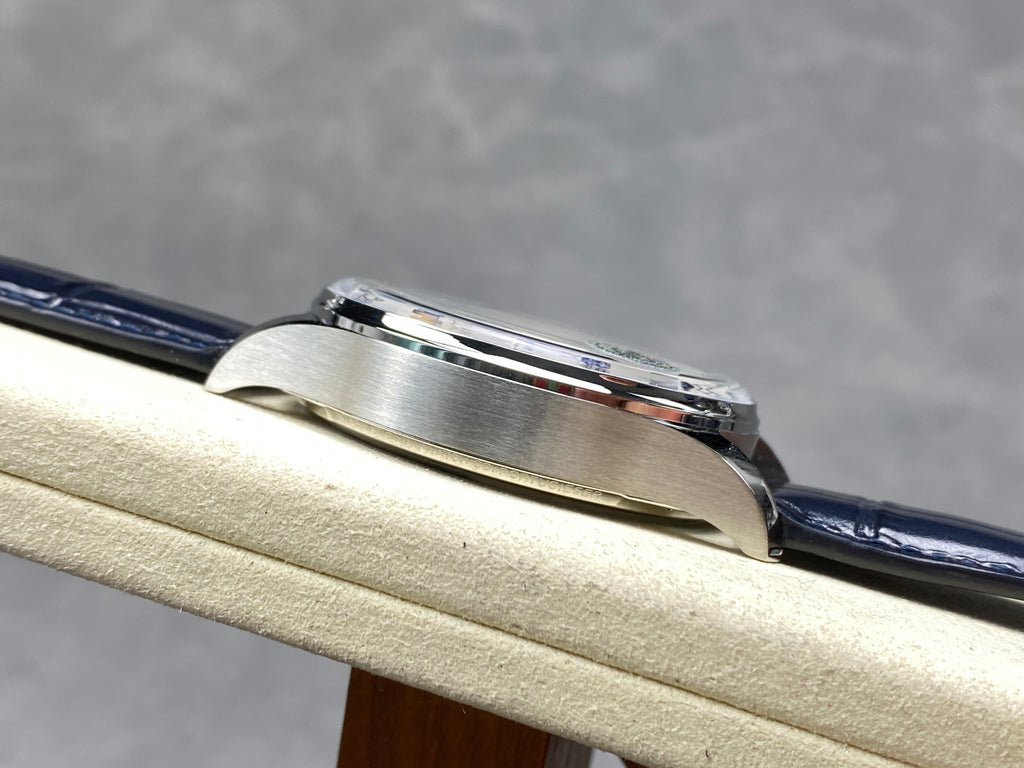 PORTUGIESER AUTOMATIC 42 WATCH SILVER CASE WITH BLACK LEATHER STRAP