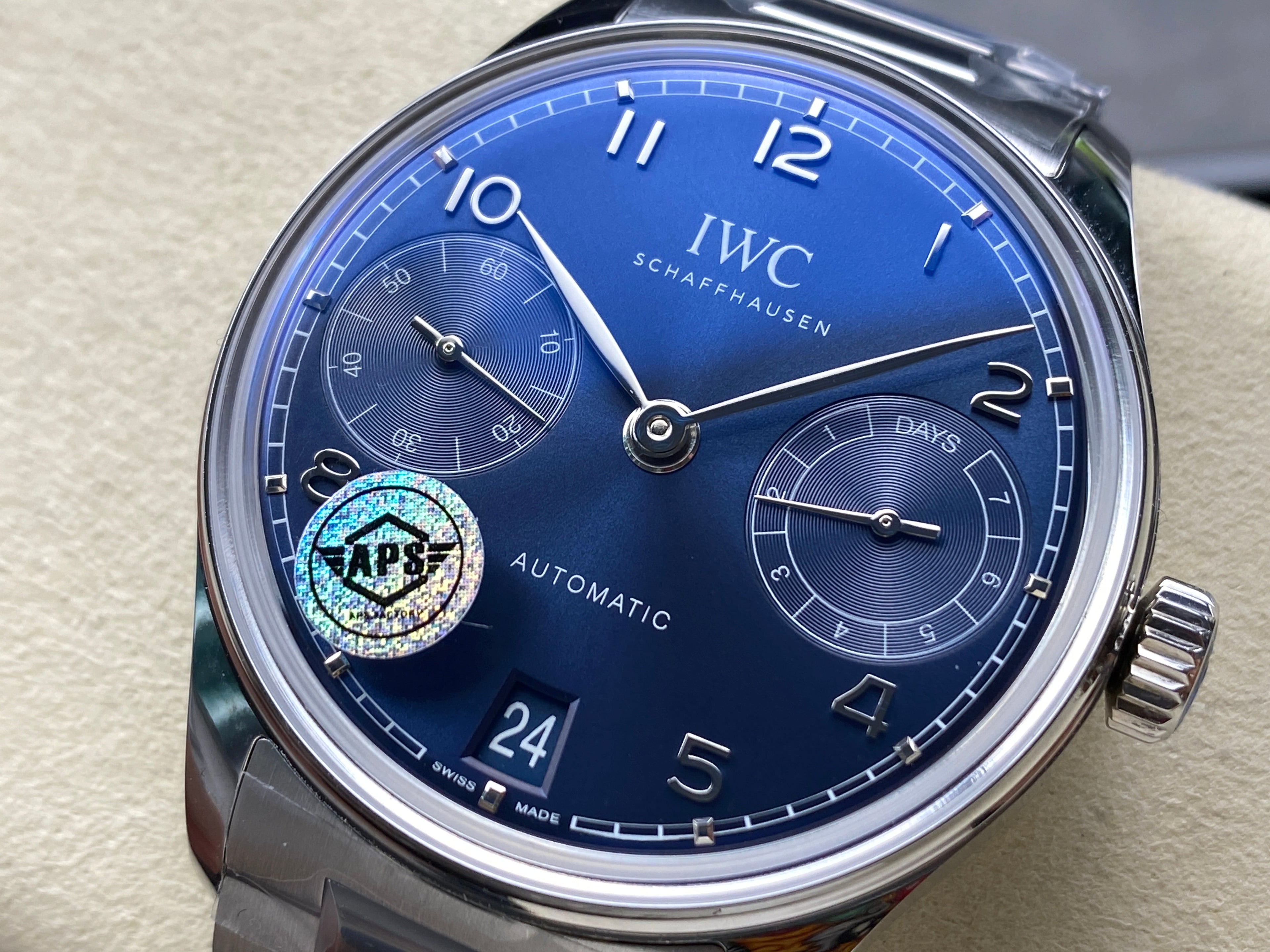 PORTUGIESER AUTOMATIC 42 WATCH SILVER CASE WITH NAVY BLUE DIAL