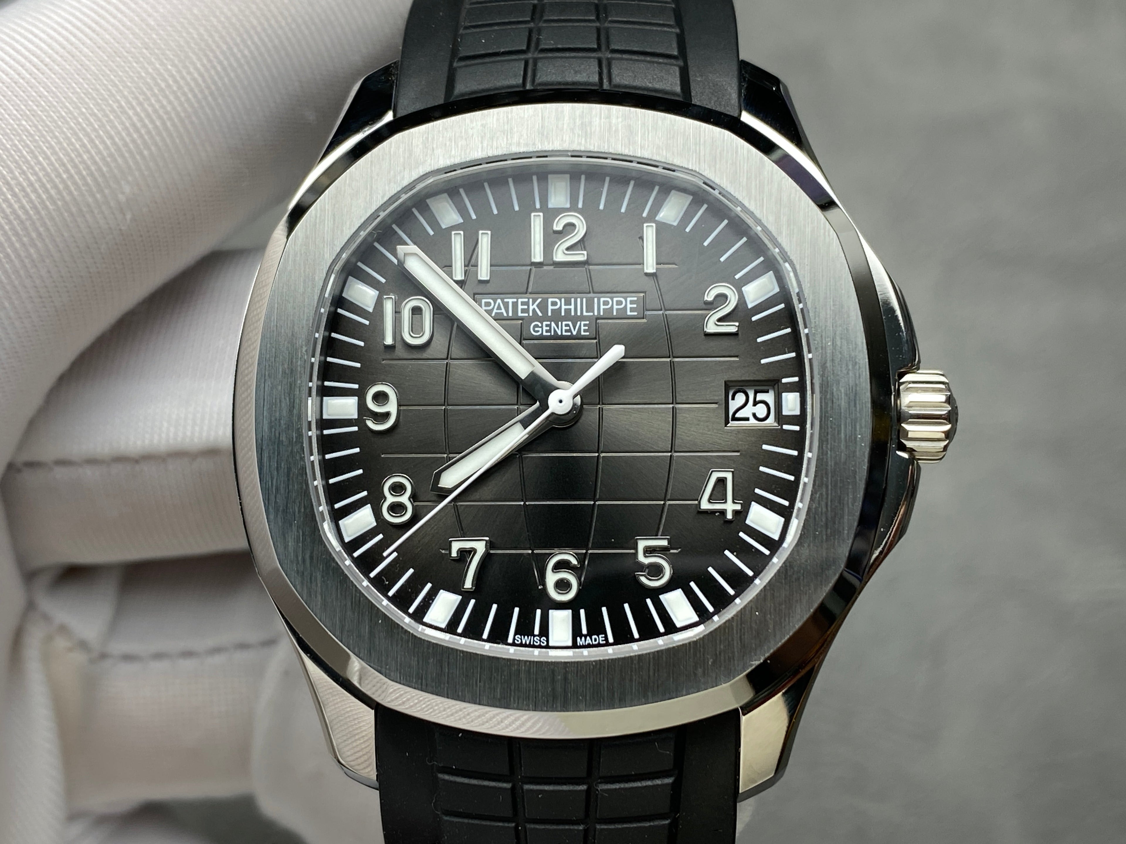 AQUANAUT STEEL CASE BLACK RUBBER STRAP