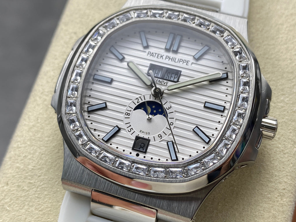 NAUTILUS STEEL ATTACHED DIAMOND BEZEL WHITE RUBBER STRAP