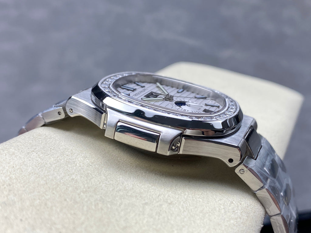 NAUTILUS STEEL ATTACHED DIAMOND BEZEL WHITE DIAL