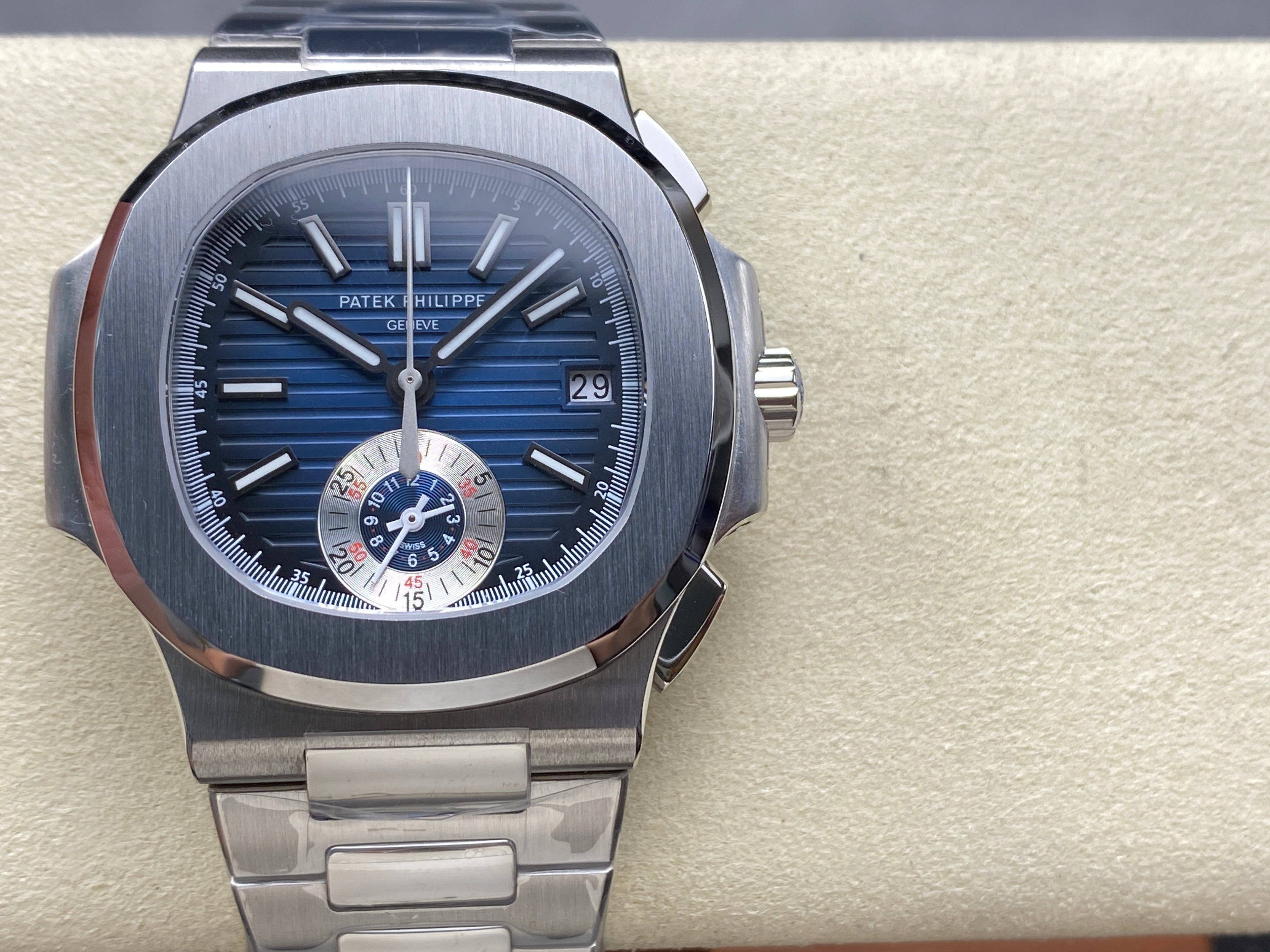 NAUTILUS ALL STEEL BLUE DIAL