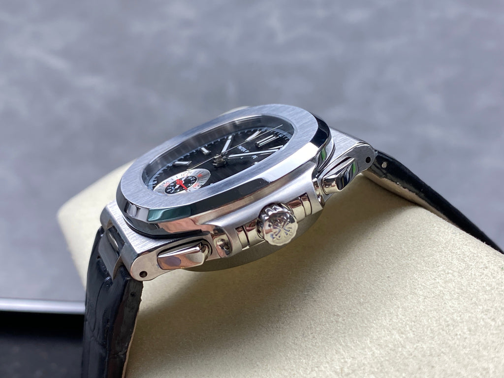 NAUTILUS STEEL CASE BLACK DIAL