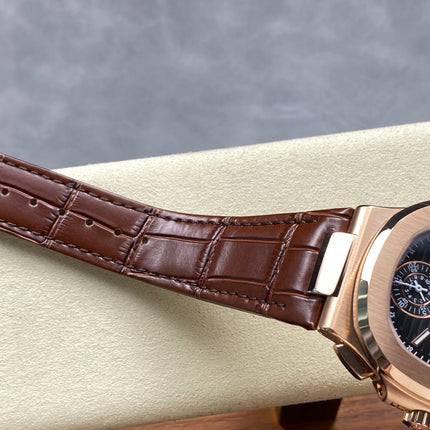 NAUTILUS ROSE GOLD CASE BLACK DIAL
