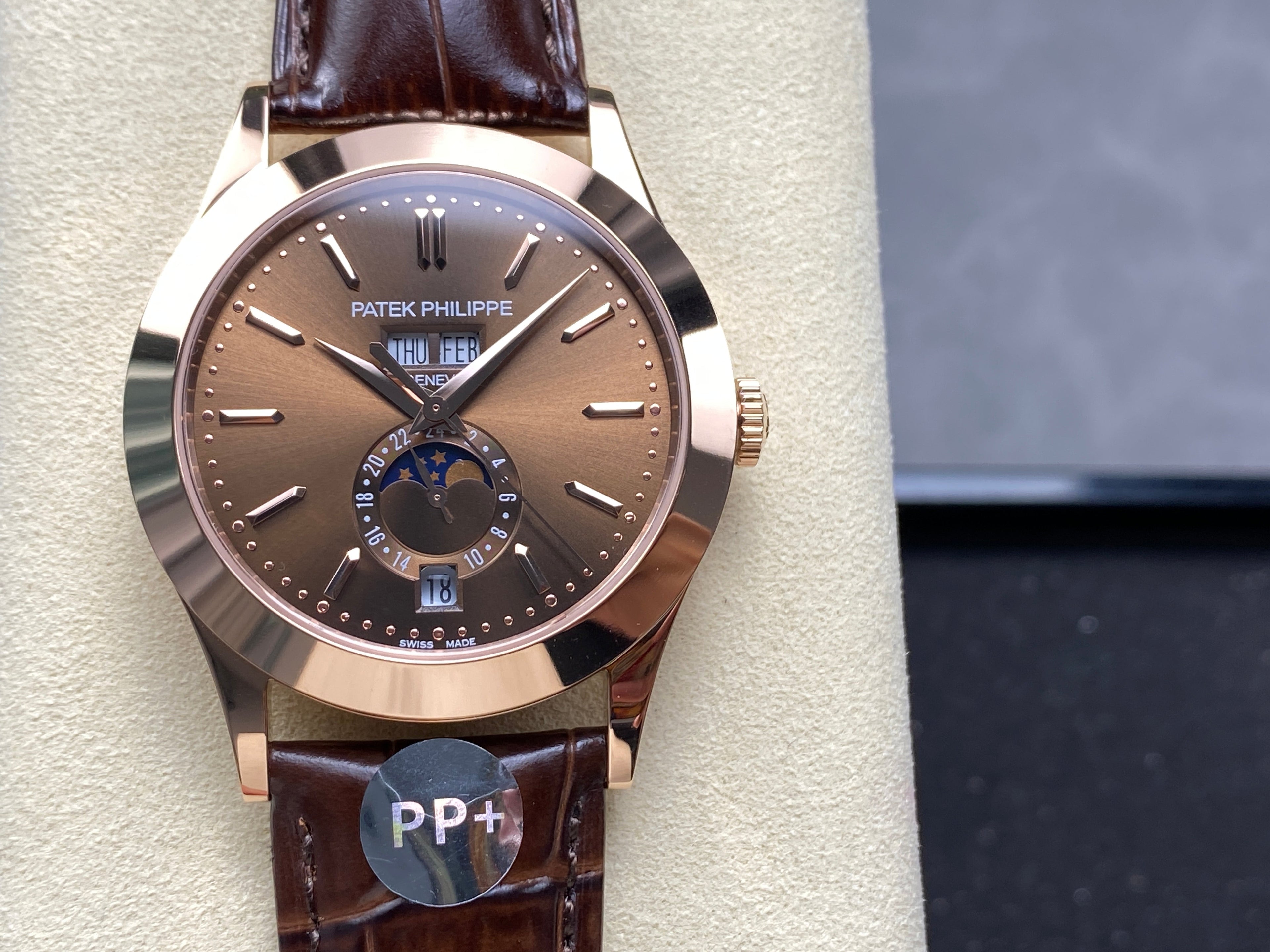 ANNUAL CALENDAR SELF-WINDING ROSE GOLD CASE BROWN SUNBURST DIAL