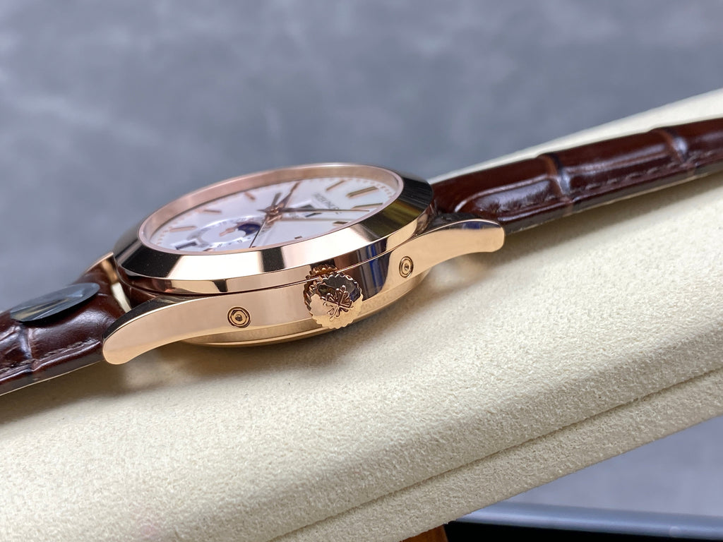ANNUAL CALENDAR SELF-WINDING ROSE GOLD CASE SILVERY OPALINE DIAL
