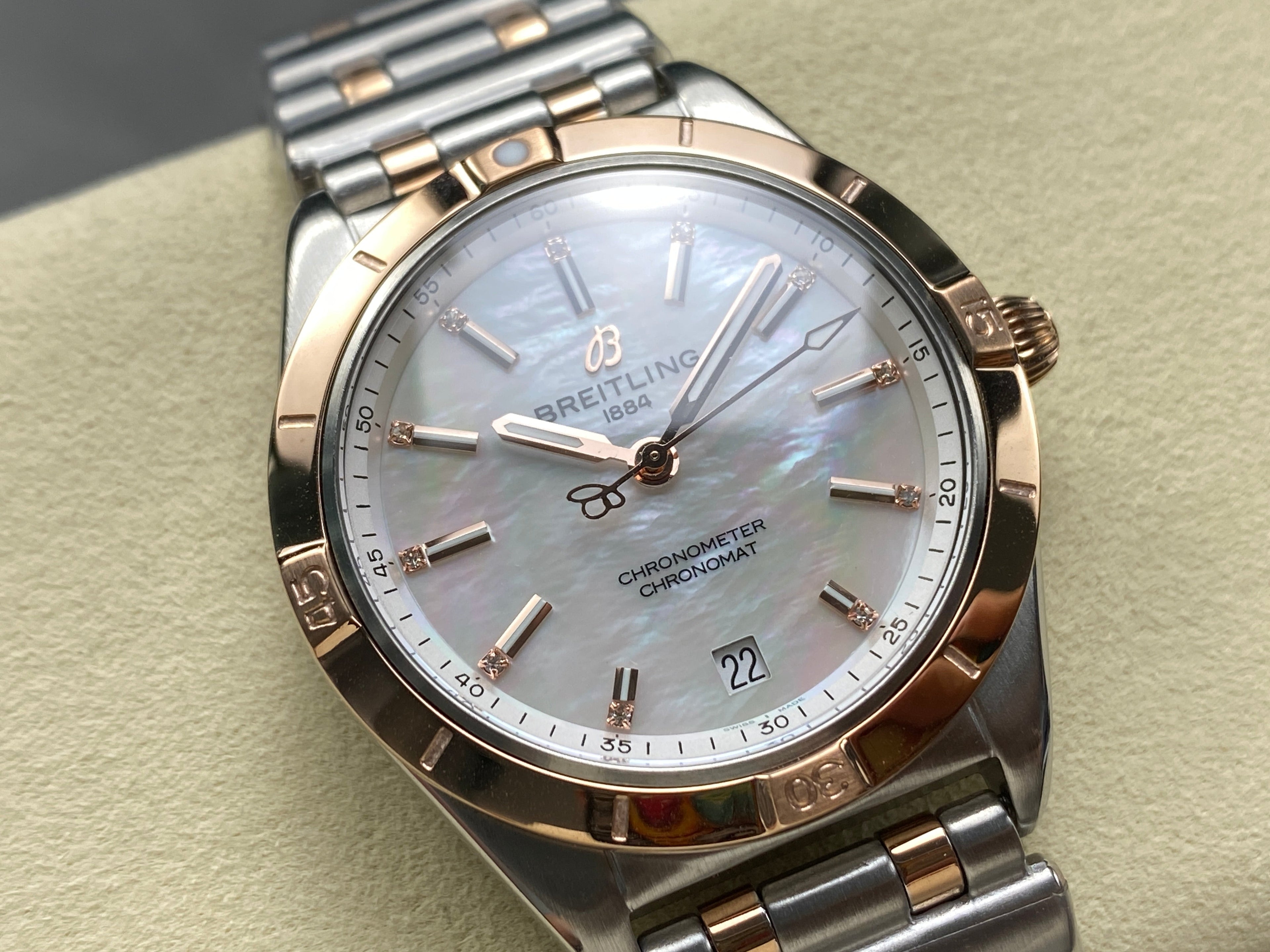 CHRONOMAT AUTOMATIC 36 RED GOLD BEZEL MOTHER OF PEARL DIAL