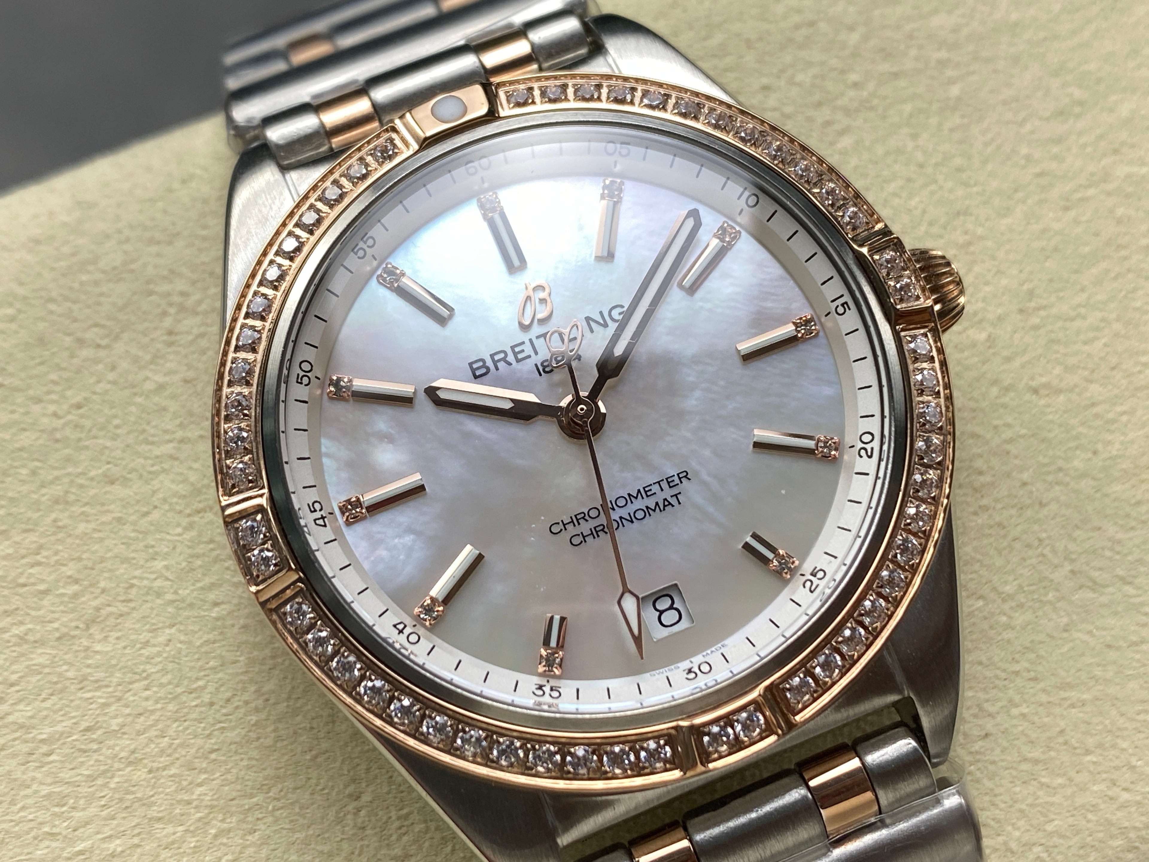 CHRONOMAT AUTOMATIC 36 RED GOLD AND STEEL CASE MOTHER OF PEARL DIAL