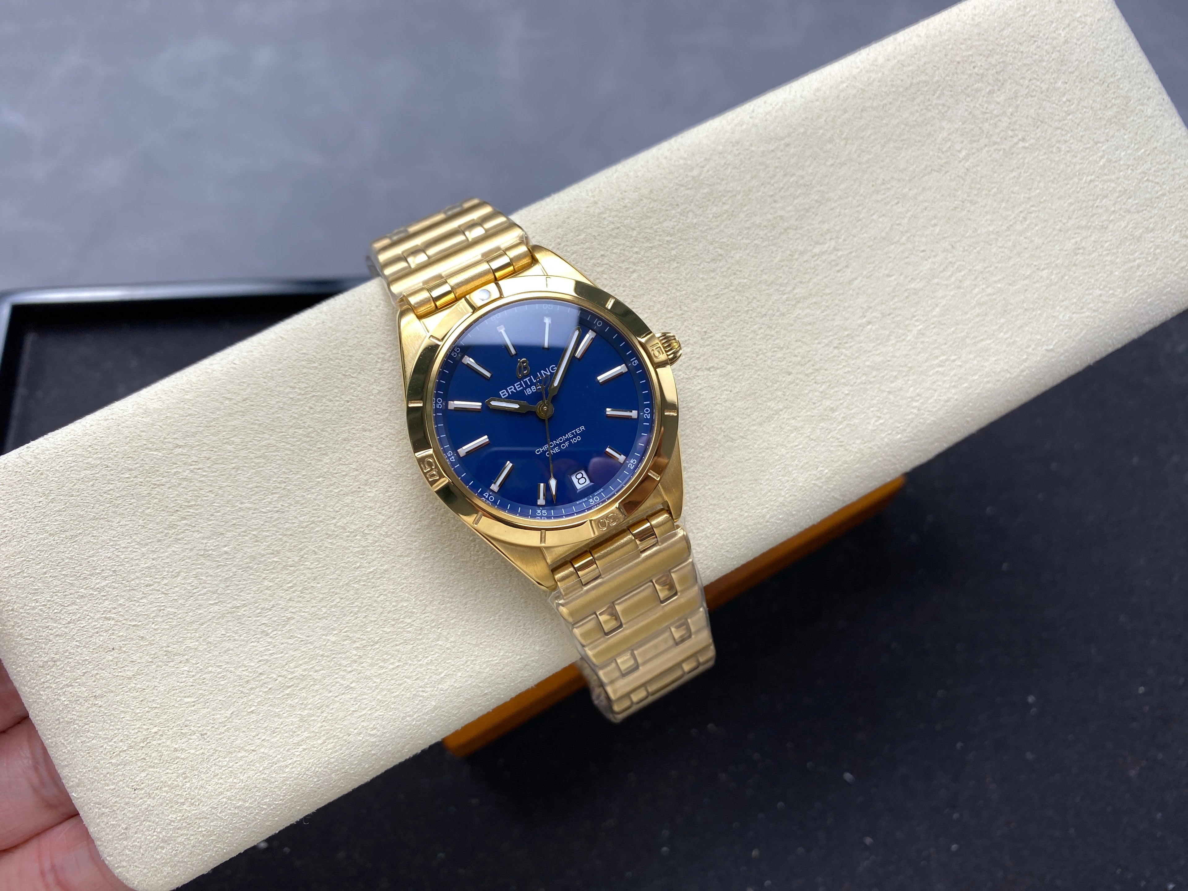 CHRONOMAT AUTOMATIC 36 VICTORIA BECKHAM YELLOW GOLD CASE MIDNIGHT BLUE DIAL