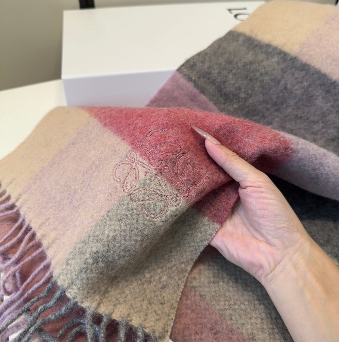 LOEWE 26S SCARF 180 IN CASHMERE 902861