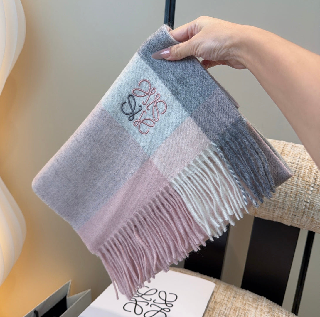 LOEWE 26S SCARF 180 IN CASHMERE 160617