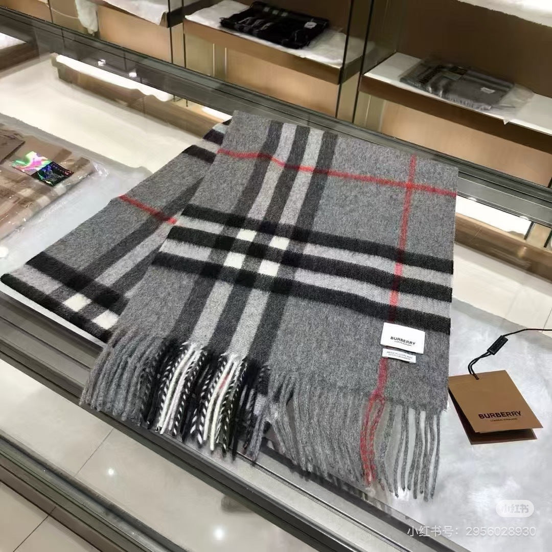 BURBERRY 26S SCARF 180CM IN CASHMERE 184996