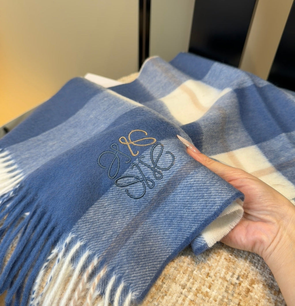 LOEWE 26S SCARF 180 IN CASHMERE 185001