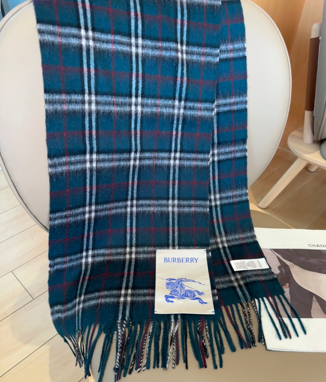 BURBERRY 26S SCARF 180CM IN CASHMERE 186796