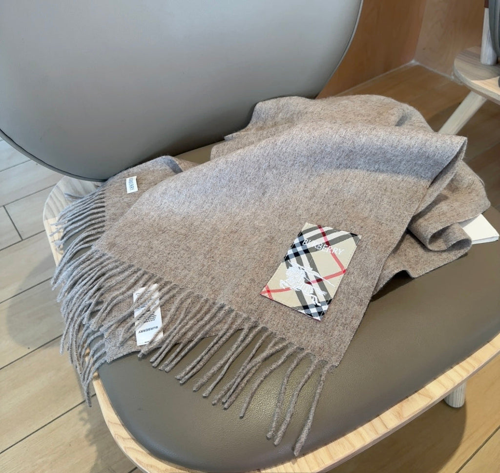 BURBERRY 26S SCARF 180CM IN CASHMERE 190148