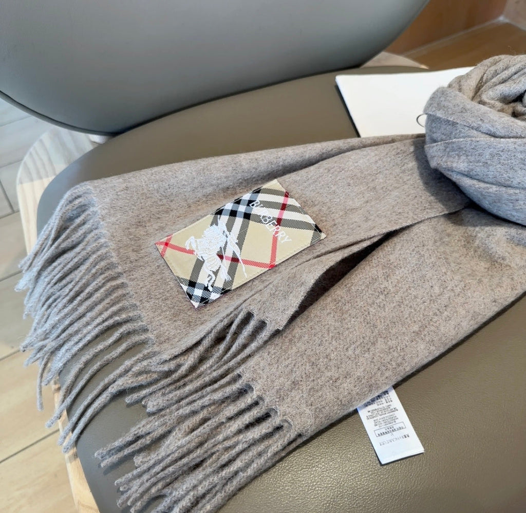 BURBERRY 26S SCARF 180CM IN CASHMERE 190148