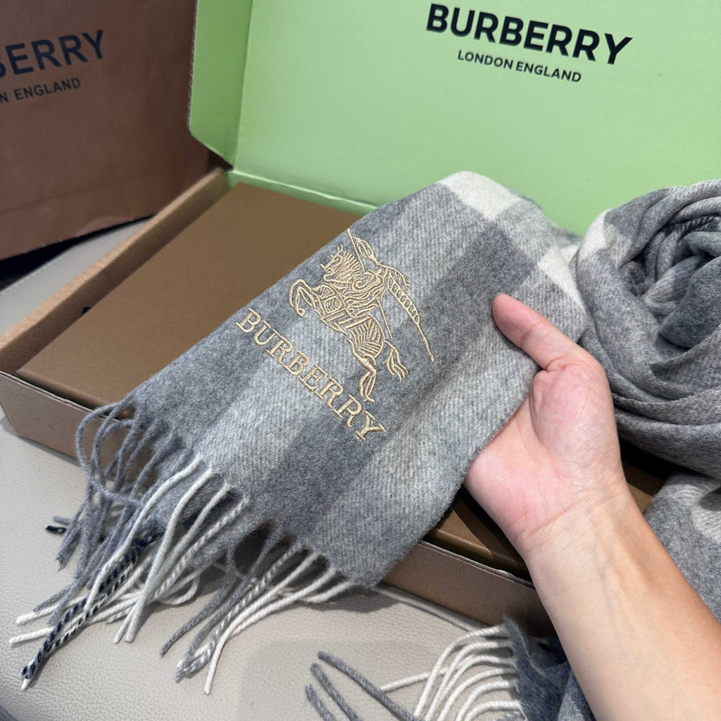 BURBERRY 26S SCARF 180CM IN CASHMERE 196357