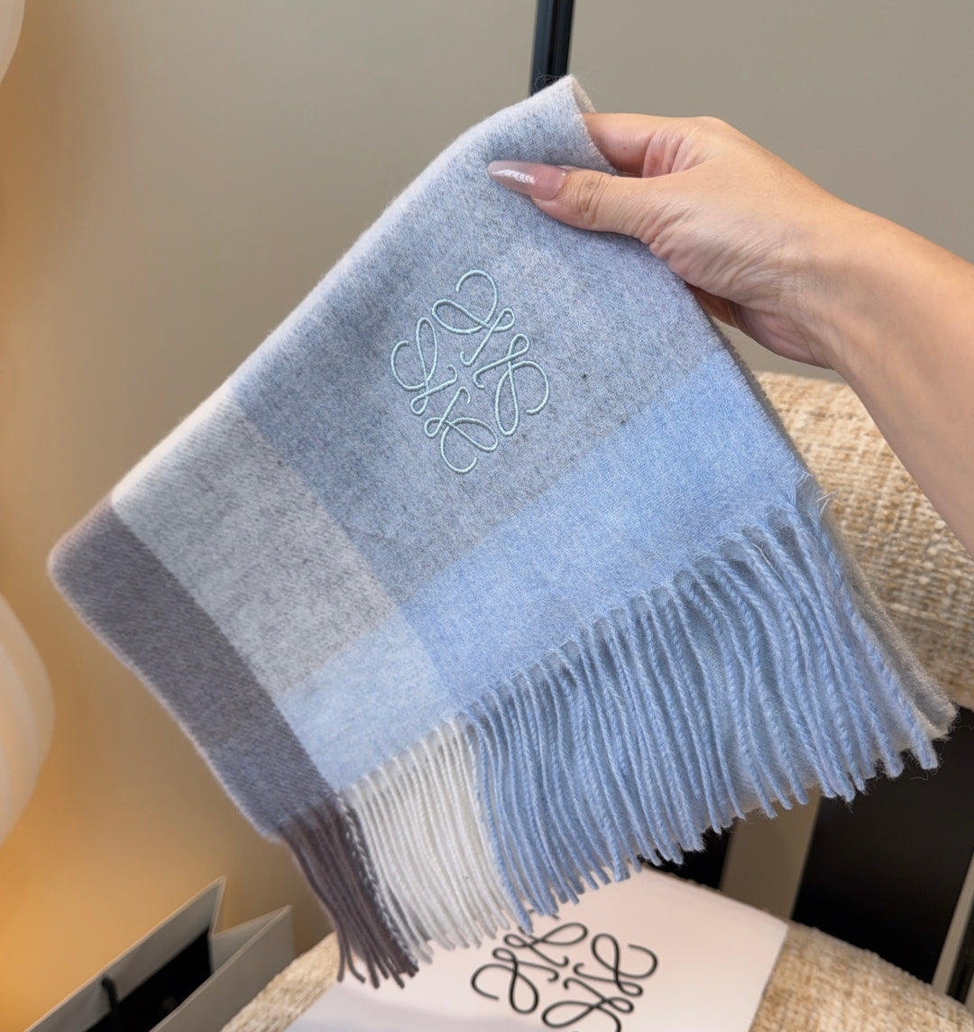 LOEWE 26S SCARF 180 IN CASHMERE WOOL 196361