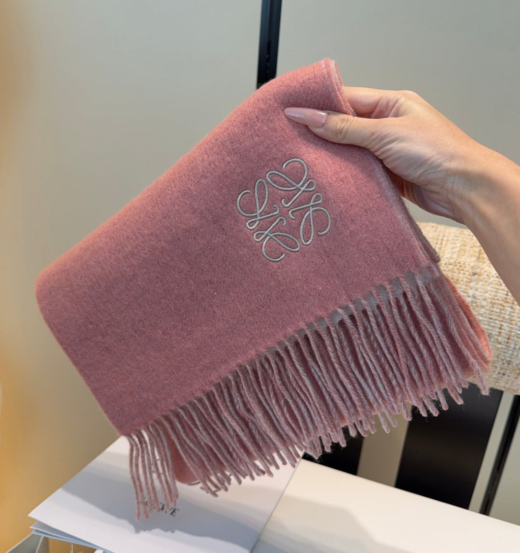 LOEWE 26S SCARF 180 IN CASHMERE WOOL 196362