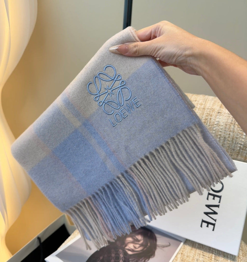 LOEWE 26S SCARF 180 IN CASHMERE WOOL 202468